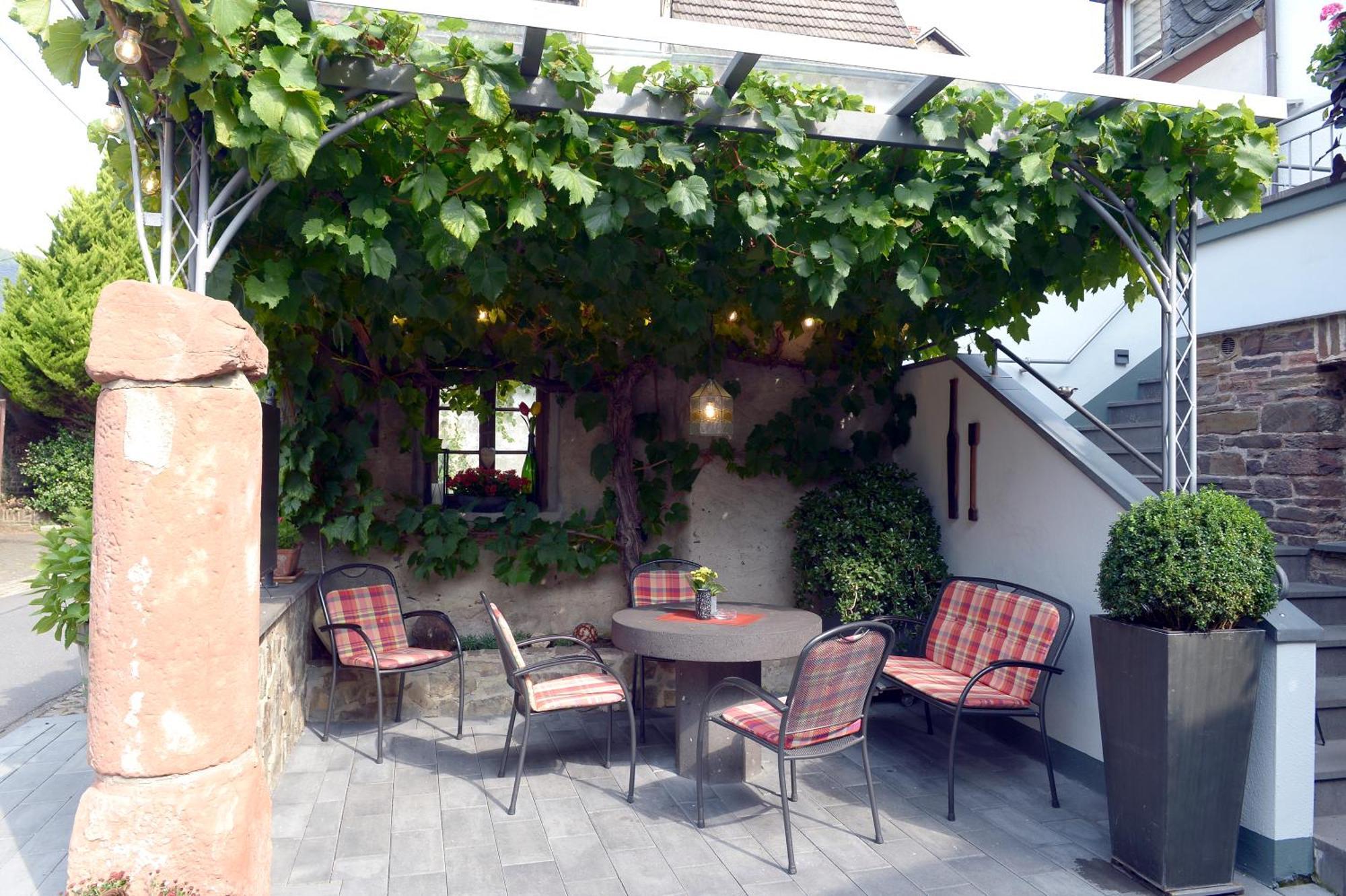 Wein- Und Gaestehaus M. Bai Mesenich Extérieur photo
